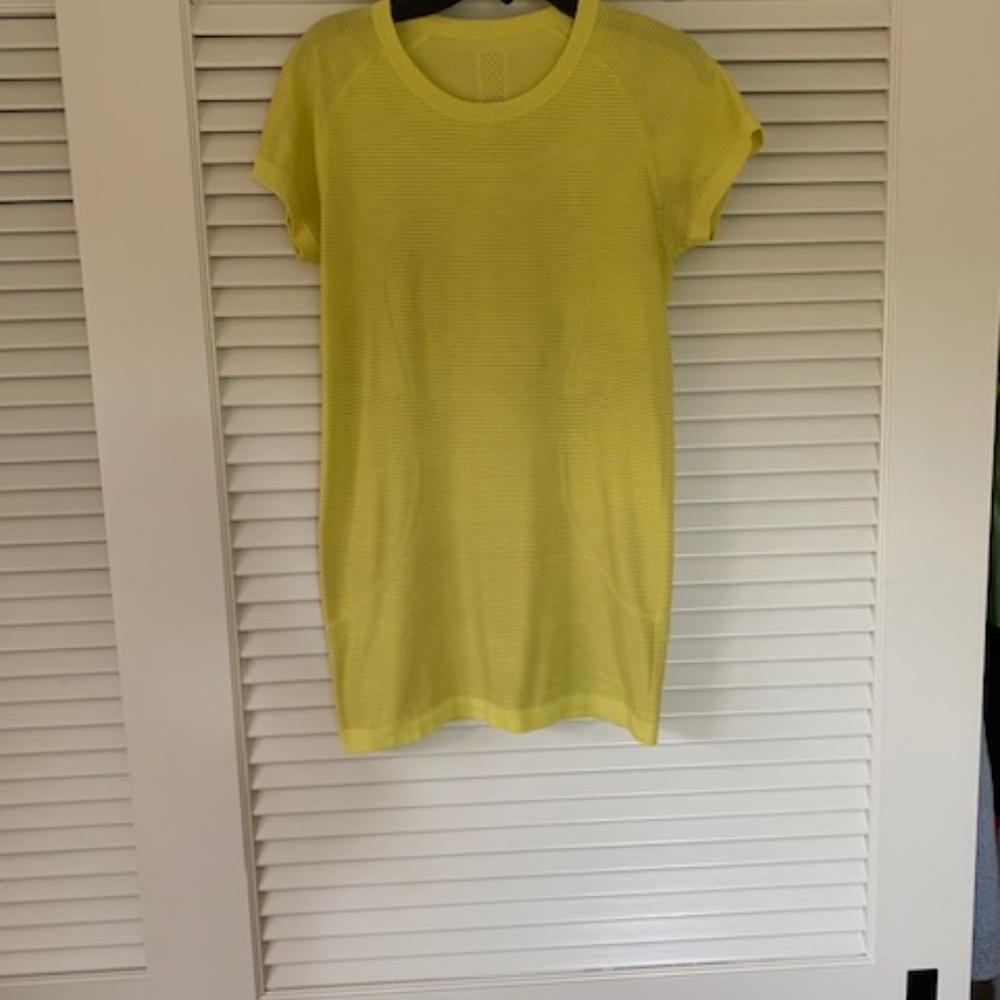 LuLu Lemon Top